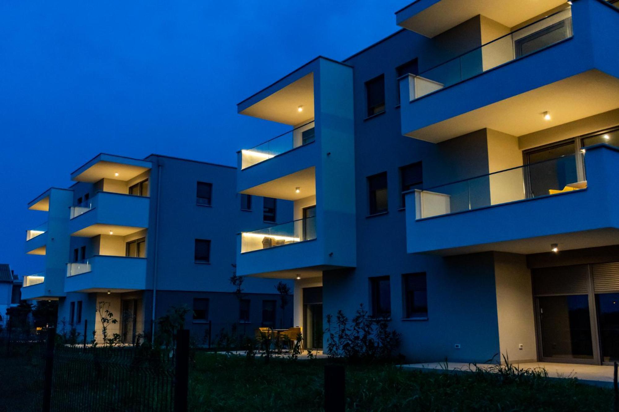 Baden Resort Basanija, Umag-With Sea View, Parking And 300M From The Beach Bašanija Exterior foto