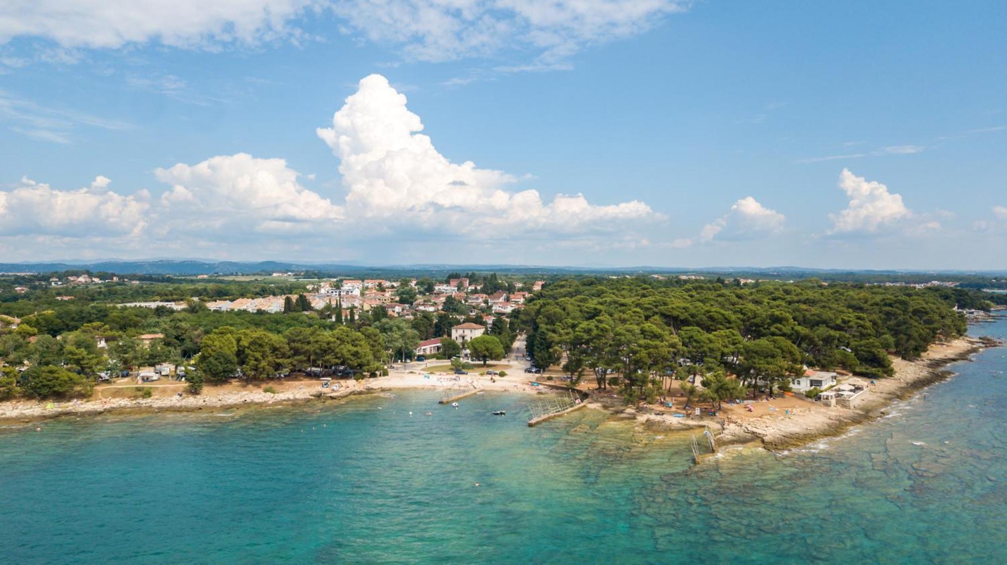 Baden Resort Basanija, Umag-With Sea View, Parking And 300M From The Beach Bašanija Exterior foto